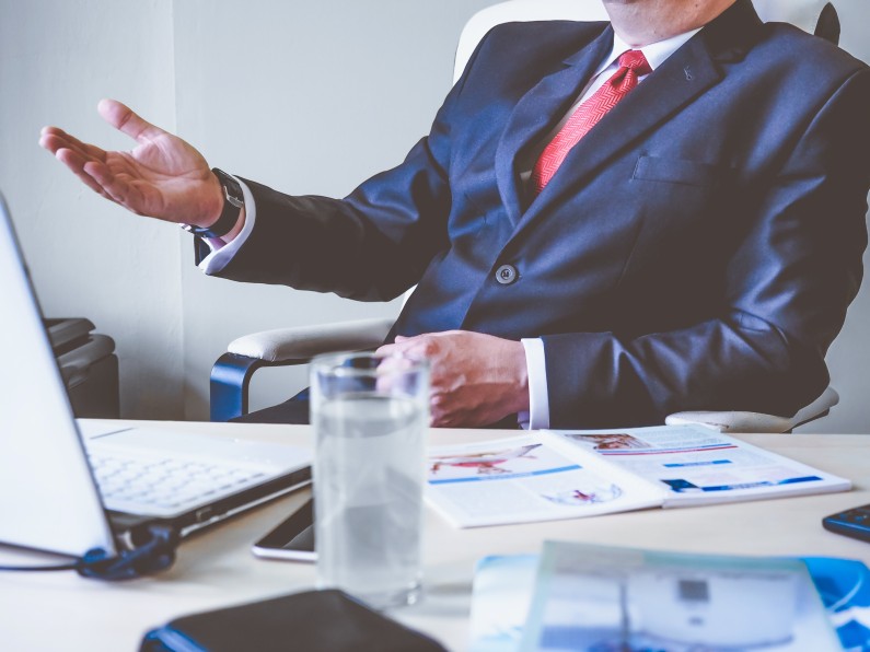Corporate-desk-office-property